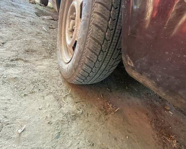 Коричневий Вольво 244, об'ємом двигуна 2 л та пробігом 219 тис. км за 480 $, фото 6 на Automoto.ua