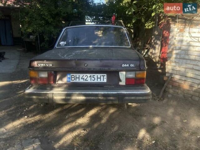 Коричневий Вольво 244, об'ємом двигуна 2 л та пробігом 219 тис. км за 480 $, фото 7 на Automoto.ua