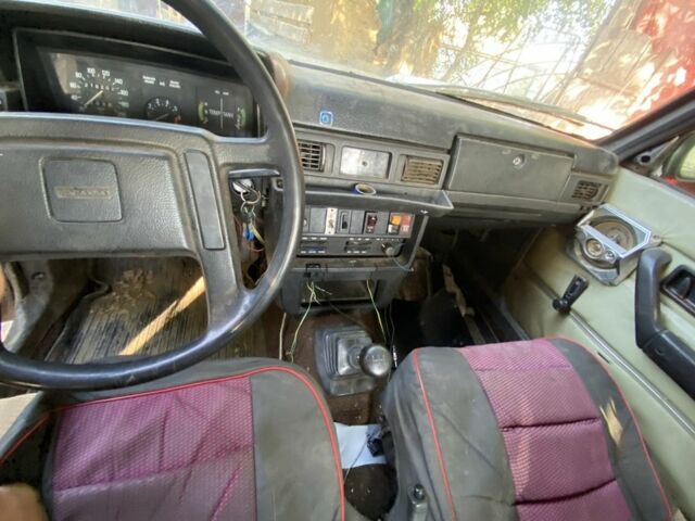 Коричневый Вольво 244, объемом двигателя 2 л и пробегом 219 тыс. км за 480 $, фото 6 на Automoto.ua