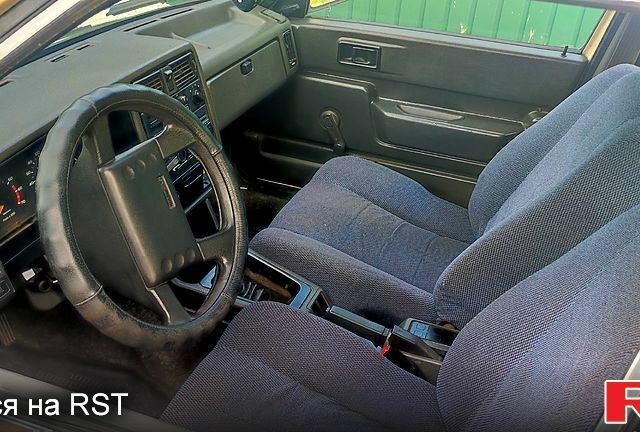 Белый Вольво 340, объемом двигателя 1.6 л и пробегом 0 тыс. км за 600 $, фото 3 на Automoto.ua