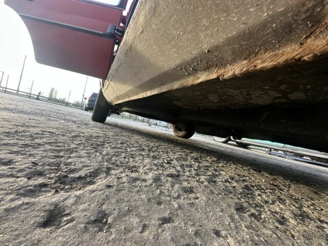 Красный Вольво 340, объемом двигателя 1.4 л и пробегом 215 тыс. км за 496 $, фото 13 на Automoto.ua