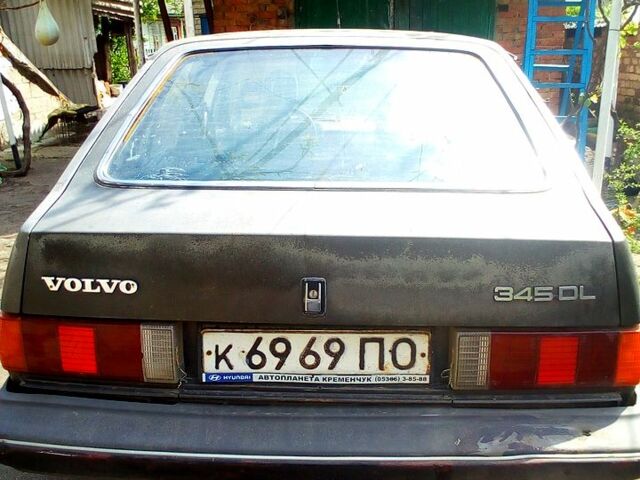 Сірий Вольво 340, об'ємом двигуна 1.4 л та пробігом 150 тис. км за 430 $, фото 2 на Automoto.ua