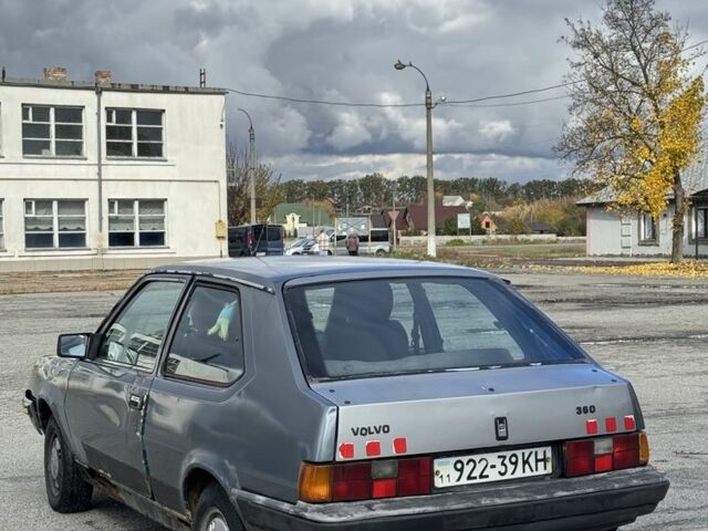 Сірий Вольво 340, об'ємом двигуна 1.6 л та пробігом 300 тис. км за 382 $, фото 2 на Automoto.ua