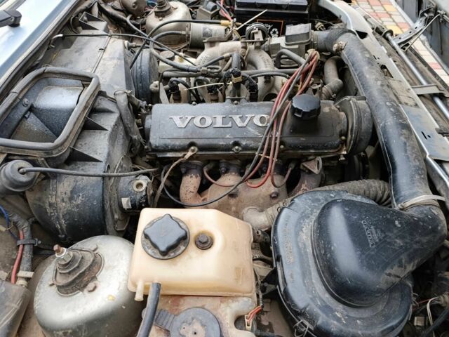 Серый Вольво 340, объемом двигателя 2 л и пробегом 240 тыс. км за 1000 $, фото 10 на Automoto.ua