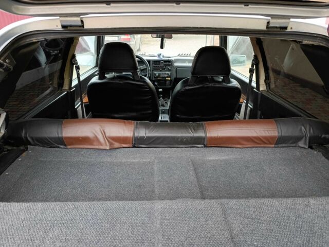 Серый Вольво 340, объемом двигателя 2 л и пробегом 240 тыс. км за 1000 $, фото 9 на Automoto.ua