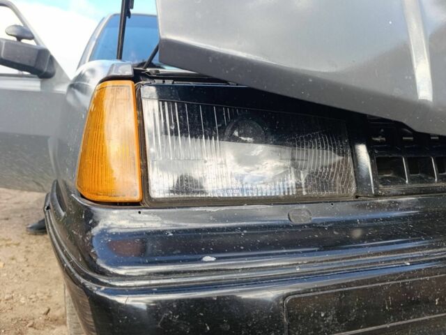 Серый Вольво 340, объемом двигателя 0 л и пробегом 230 тыс. км за 724 $, фото 3 на Automoto.ua