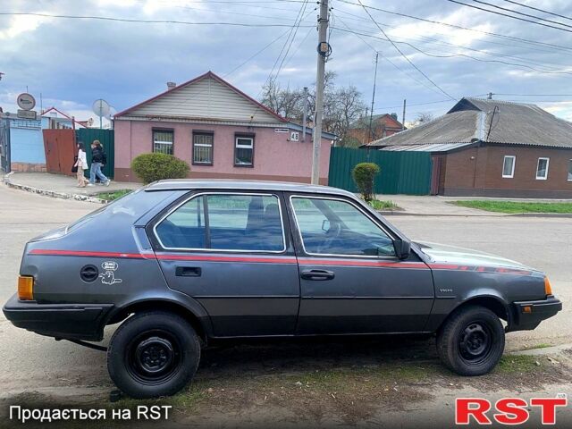 Серый Вольво 340, объемом двигателя 16 л и пробегом 265 тыс. км за 550 $, фото 3 на Automoto.ua