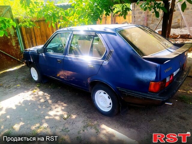 Синий Вольво 340, объемом двигателя 14 л и пробегом 0 тыс. км за 860 $, фото 1 на Automoto.ua