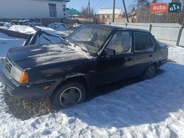 Синий Вольво 340, объемом двигателя 1.7 л и пробегом 200 тыс. км за 450 $, фото 2 на Automoto.ua