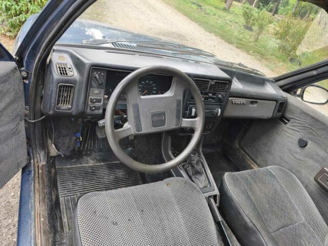 Синій Вольво 340, об'ємом двигуна 0 л та пробігом 277 тис. км за 437 $, фото 3 на Automoto.ua