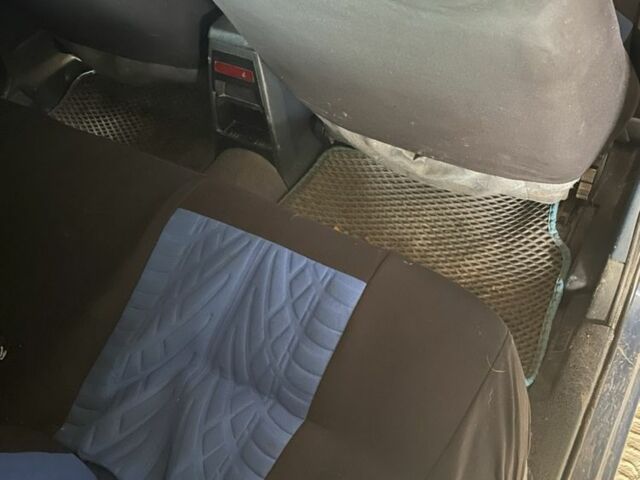 Синий Вольво 340, объемом двигателя 2.3 л и пробегом 300 тыс. км за 850 $, фото 10 на Automoto.ua