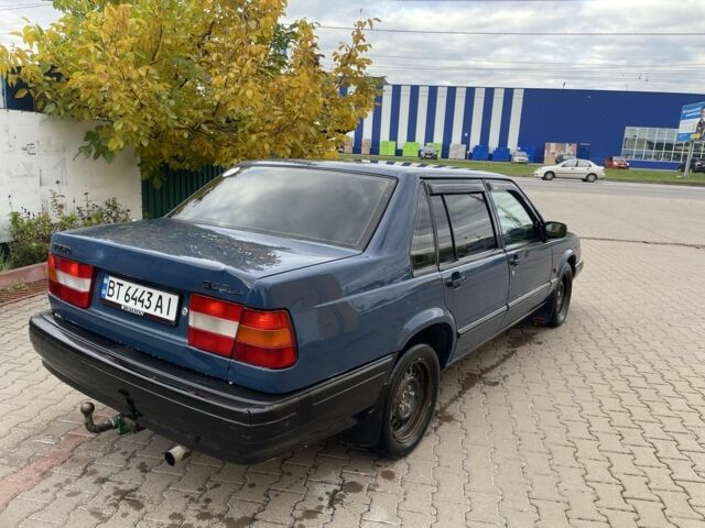 Синий Вольво 340, объемом двигателя 2.3 л и пробегом 300 тыс. км за 850 $, фото 6 на Automoto.ua