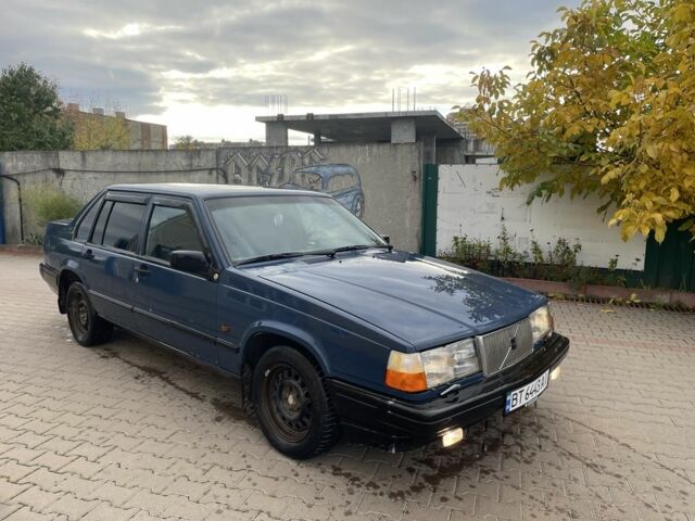 Синий Вольво 340, объемом двигателя 2.3 л и пробегом 300 тыс. км за 850 $, фото 4 на Automoto.ua