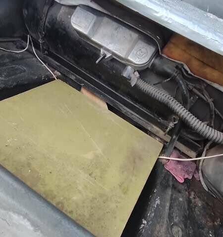 Белый Вольво 440, объемом двигателя 1.7 л и пробегом 395 тыс. км за 352 $, фото 16 на Automoto.ua