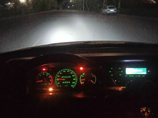 Білий Вольво 440, об'ємом двигуна 1.8 л та пробігом 266 тис. км за 1200 $, фото 22 на Automoto.ua