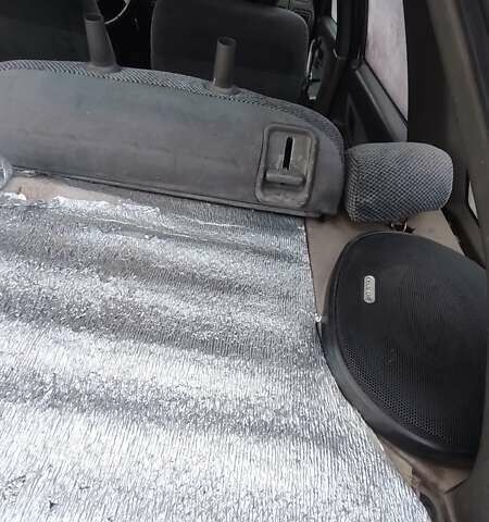 Белый Вольво 440, объемом двигателя 1.7 л и пробегом 395 тыс. км за 352 $, фото 15 на Automoto.ua