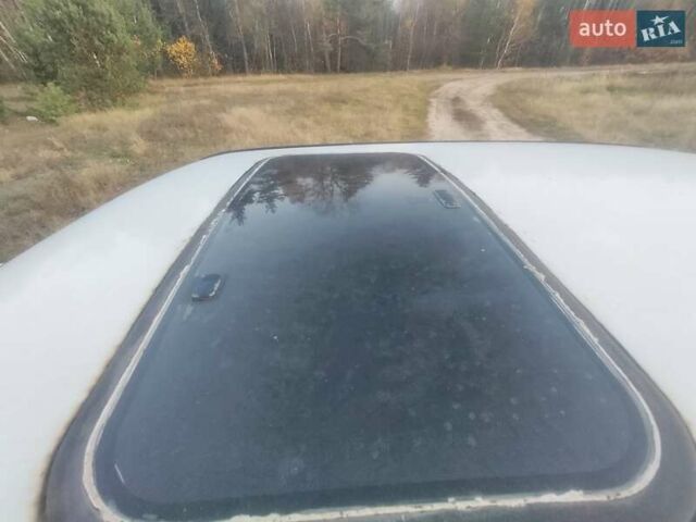 Белый Вольво 440, объемом двигателя 1.8 л и пробегом 272 тыс. км за 800 $, фото 10 на Automoto.ua