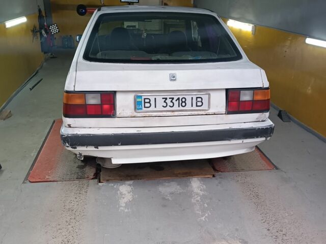 Белый Вольво 440, объемом двигателя 1.7 л и пробегом 3 тыс. км за 547 $, фото 1 на Automoto.ua