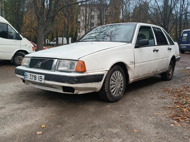 Белый Вольво 440, объемом двигателя 1.7 л и пробегом 3 тыс. км за 547 $, фото 6 на Automoto.ua