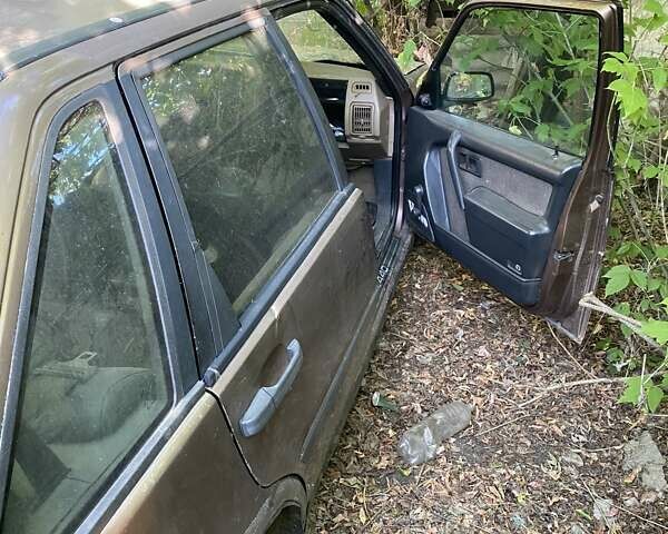 Коричневий Вольво 440, об'ємом двигуна 1.8 л та пробігом 110 тис. км за 602 $, фото 6 на Automoto.ua