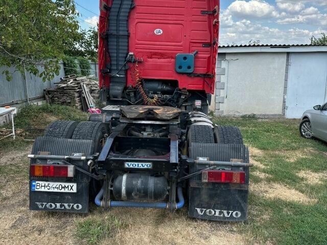Красный Вольво 440, объемом двигателя 1 л и пробегом 1 тыс. км за 6500 $, фото 2 на Automoto.ua