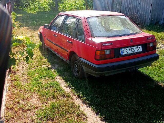 Червоний Вольво 440, об'ємом двигуна 1.7 л та пробігом 200 тис. км за 500 $, фото 8 на Automoto.ua