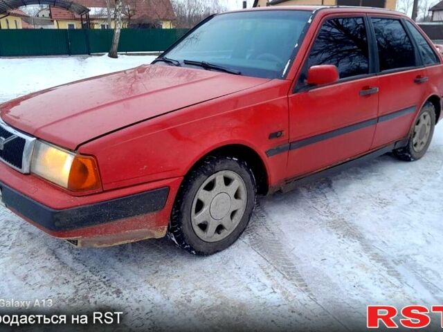 Вольво 440, объемом двигателя 2 л и пробегом 300 тыс. км за 700 $, фото 4 на Automoto.ua