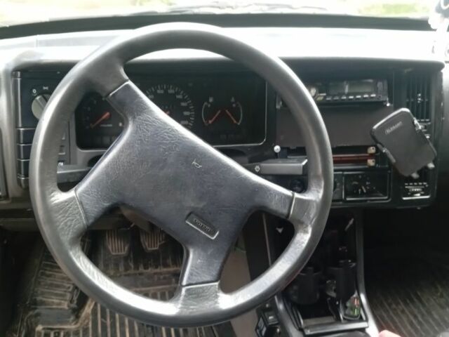 Серый Вольво 440, объемом двигателя 1.7 л и пробегом 250 тыс. км за 1149 $, фото 3 на Automoto.ua