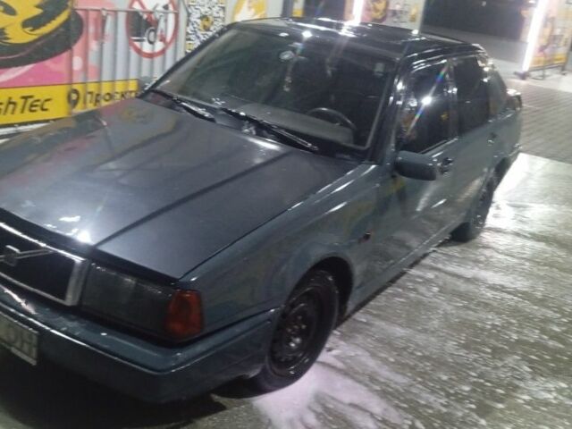 Серый Вольво 440, объемом двигателя 1.7 л и пробегом 250 тыс. км за 1149 $, фото 9 на Automoto.ua