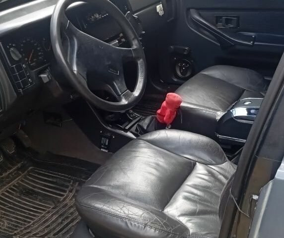 Серый Вольво 440, объемом двигателя 1.7 л и пробегом 250 тыс. км за 1149 $, фото 4 на Automoto.ua