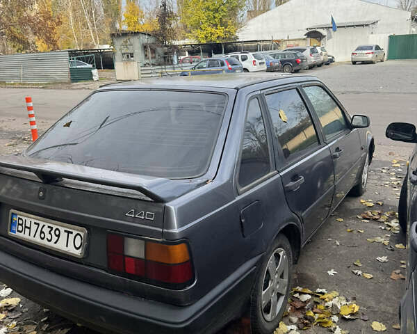 Серый Вольво 440, объемом двигателя 1.7 л и пробегом 280 тыс. км за 1100 $, фото 4 на Automoto.ua