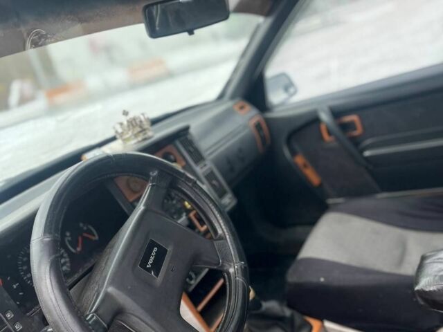 Сірий Вольво 440, об'ємом двигуна 1.7 л та пробігом 194 тис. км за 1150 $, фото 9 на Automoto.ua