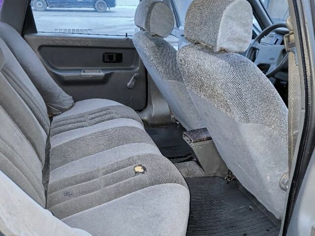 Сірий Вольво 440, об'ємом двигуна 0 л та пробігом 222 тис. км за 600 $, фото 16 на Automoto.ua