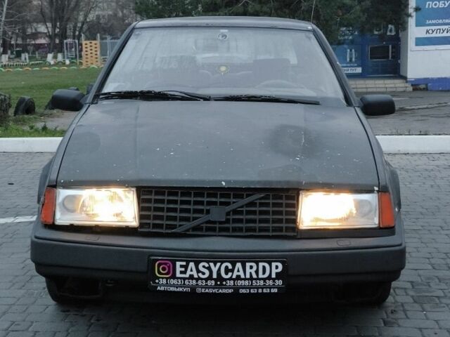 Сірий Вольво 440, об'ємом двигуна 0 л та пробігом 222 тис. км за 600 $, фото 1 на Automoto.ua