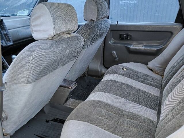 Сірий Вольво 440, об'ємом двигуна 0 л та пробігом 222 тис. км за 600 $, фото 15 на Automoto.ua