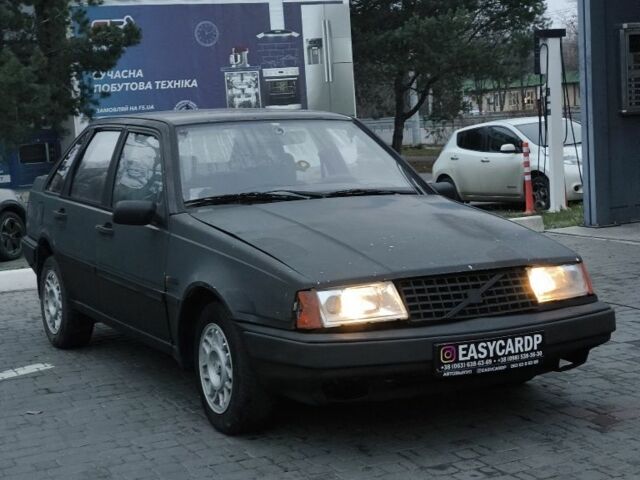 Сірий Вольво 440, об'ємом двигуна 0 л та пробігом 222 тис. км за 600 $, фото 2 на Automoto.ua