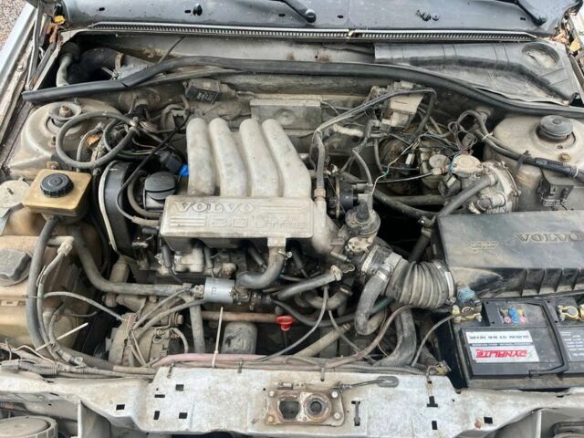 Серый Вольво 440, объемом двигателя 2 л и пробегом 290 тыс. км за 820 $, фото 3 на Automoto.ua