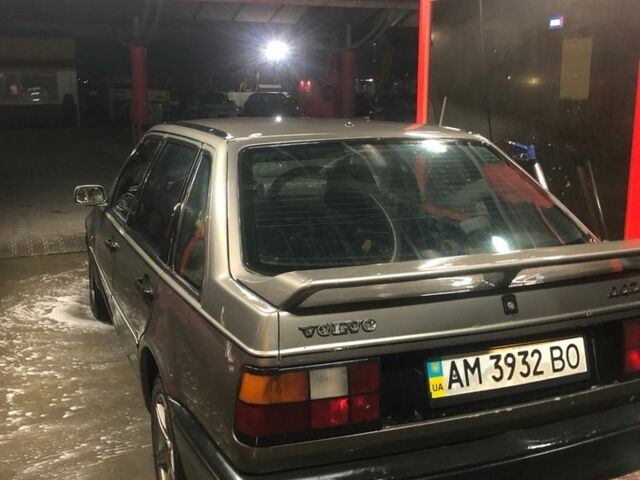 Сірий Вольво 440, об'ємом двигуна 1.7 л та пробігом 250 тис. км за 1100 $, фото 4 на Automoto.ua