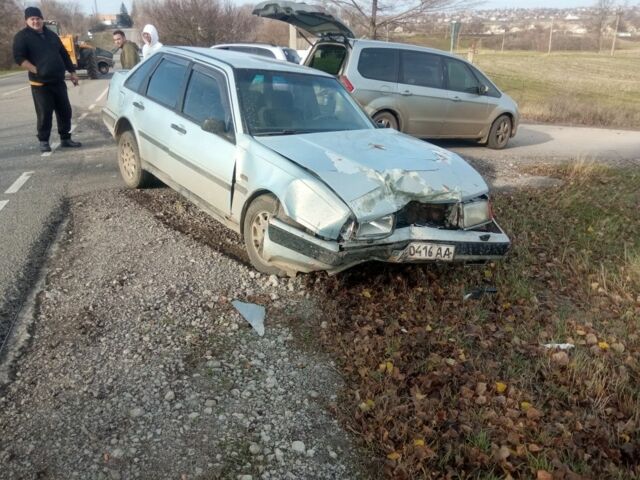 Сірий Вольво 440, об'ємом двигуна 0 л та пробігом 30 тис. км за 500 $, фото 3 на Automoto.ua