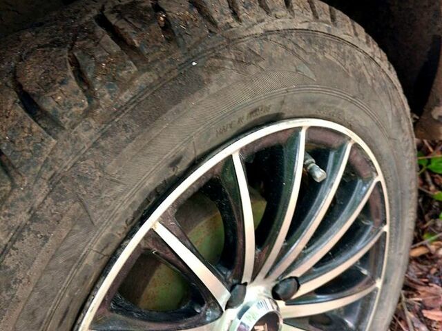 Серый Вольво 440, объемом двигателя 1.7 л и пробегом 0 тыс. км за 1630 $, фото 3 на Automoto.ua