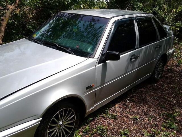 Серый Вольво 440, объемом двигателя 1.7 л и пробегом 0 тыс. км за 1630 $, фото 7 на Automoto.ua