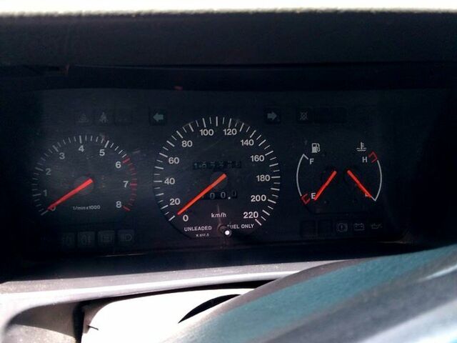 Серый Вольво 440, объемом двигателя 1.7 л и пробегом 0 тыс. км за 1630 $, фото 10 на Automoto.ua