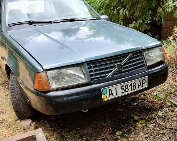 Синій Вольво 440, об'ємом двигуна 1.7 л та пробігом 200 тис. км за 720 $, фото 3 на Automoto.ua