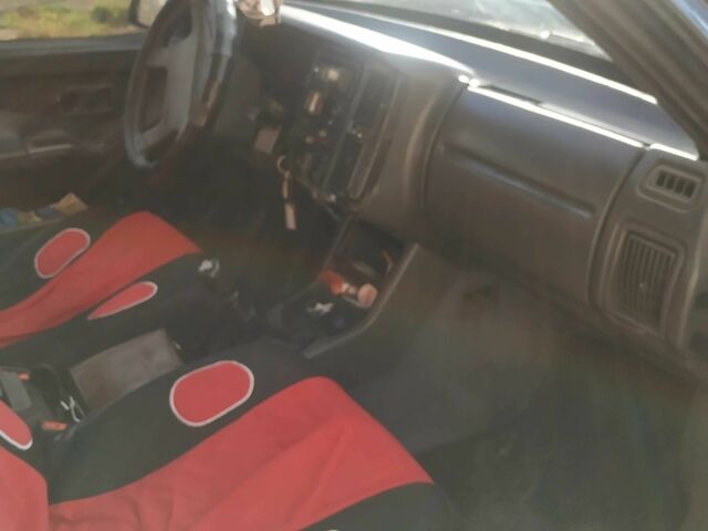 Синий Вольво 440, объемом двигателя 1.8 л и пробегом 1 тыс. км за 600 $, фото 3 на Automoto.ua