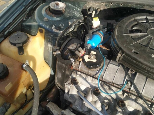 Синий Вольво 440, объемом двигателя 1.8 л и пробегом 1 тыс. км за 600 $, фото 2 на Automoto.ua