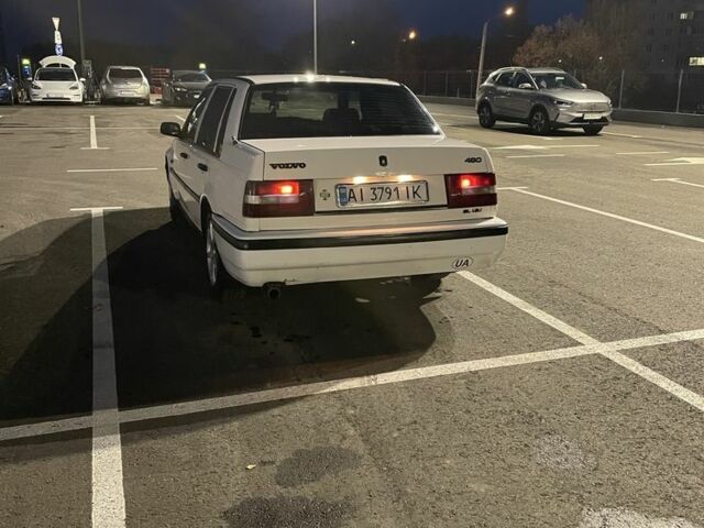 Білий Вольво 460, об'ємом двигуна 1.8 л та пробігом 275 тис. км за 1600 $, фото 3 на Automoto.ua
