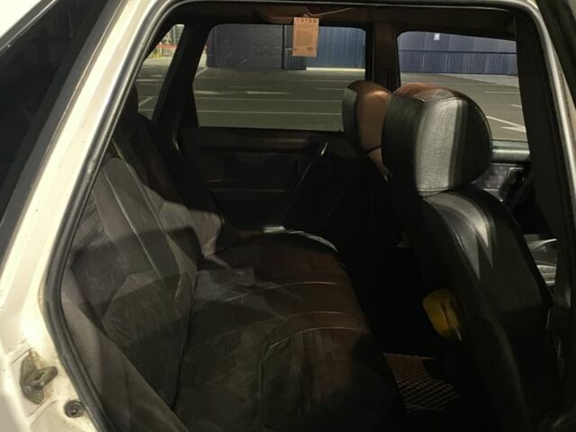 Білий Вольво 460, об'ємом двигуна 1.8 л та пробігом 275 тис. км за 1600 $, фото 7 на Automoto.ua