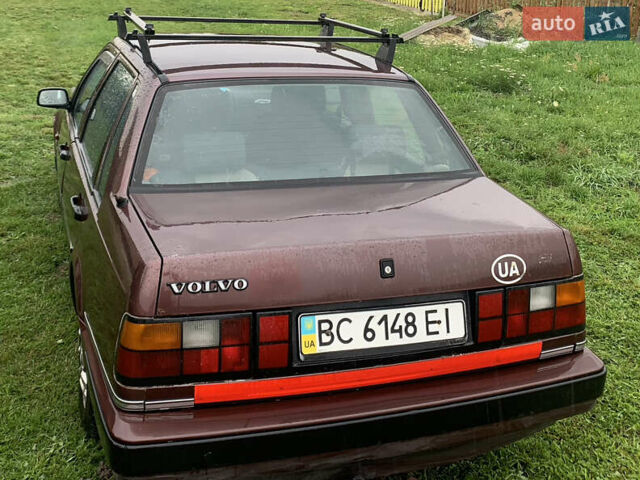 Коричневый Вольво 460, объемом двигателя 1.79 л и пробегом 435 тыс. км за 1200 $, фото 1 на Automoto.ua