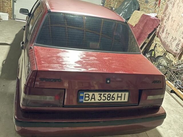 Червоний Вольво 460, об'ємом двигуна 2 л та пробігом 220 тис. км за 2000 $, фото 4 на Automoto.ua