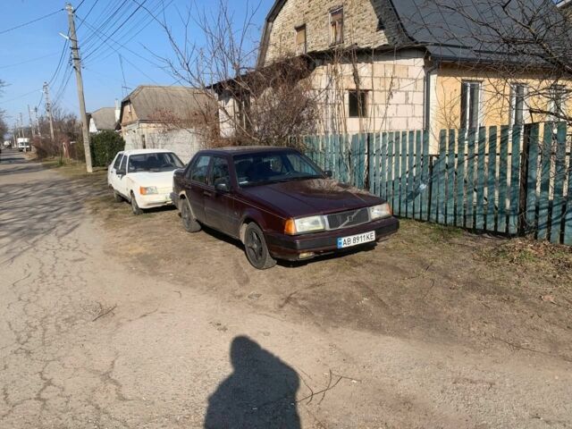 Красный Вольво 460, объемом двигателя 1.7 л и пробегом 319 тыс. км за 600 $, фото 2 на Automoto.ua